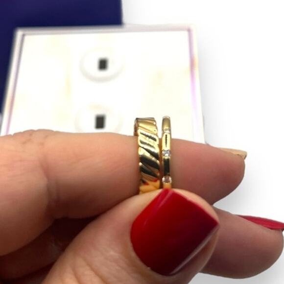 NEW Macy's 18K Gold over Brass Cubic Zirconia Ring Duo Set of 2 Rings Size 6 - Picture 1 of 9